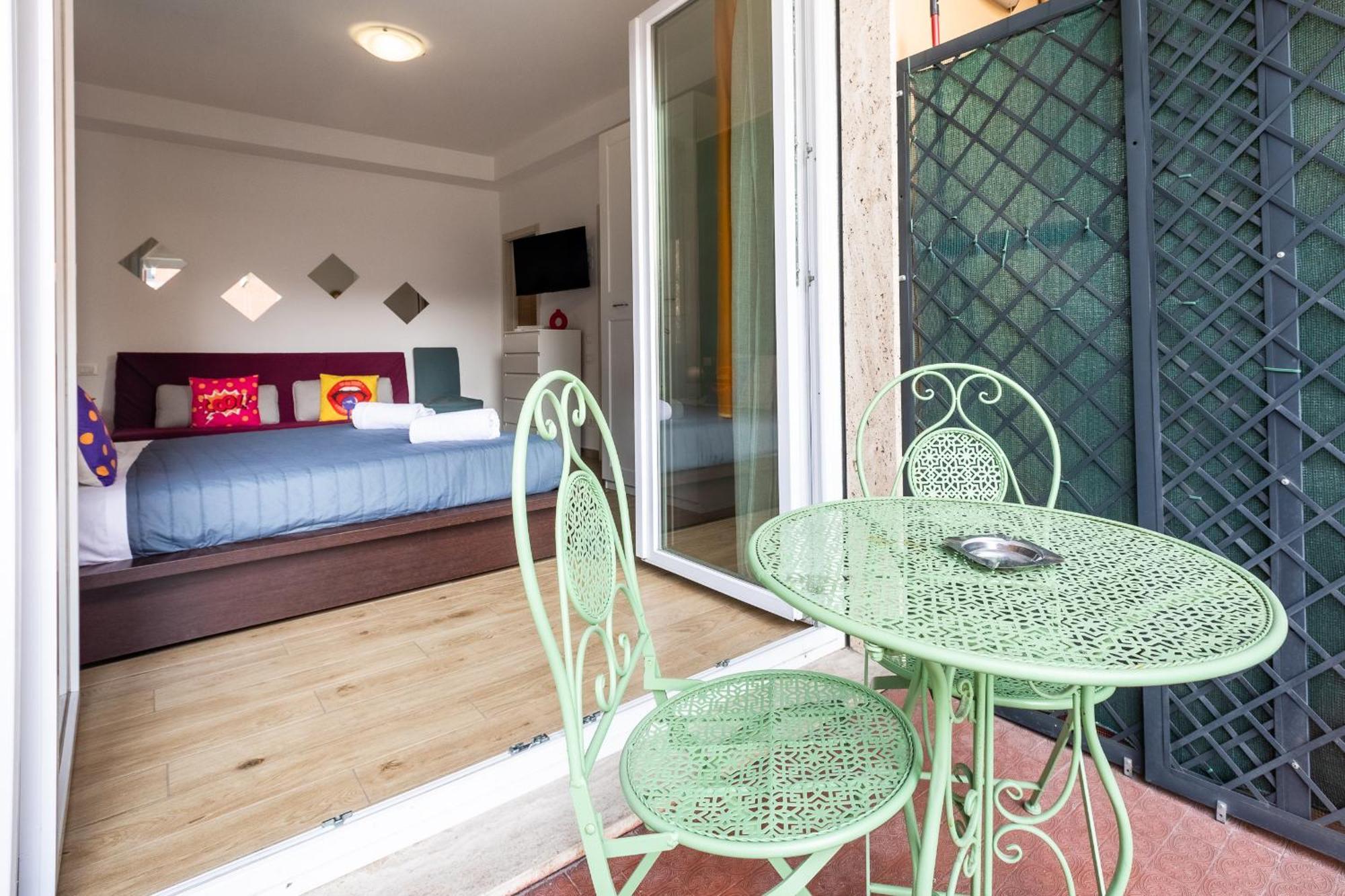 Pop Apartment